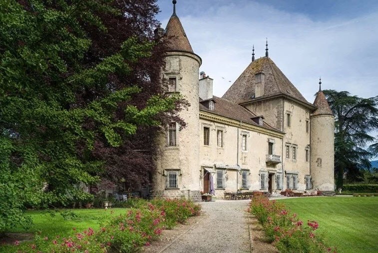 D'En-Bas Castle, Switzerland, Switzerland